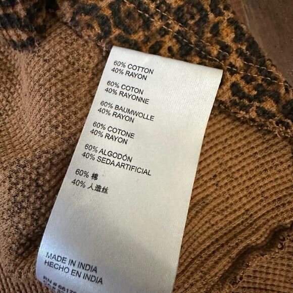 PILCRO ANTHROPOLOGIE Leopard Print Top Brown Waffle Knit Split-Neck - Picture 8 of 10